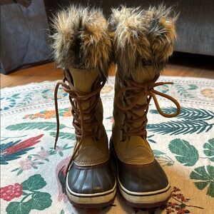 Sorel Joan of Arctic Tan and Brown Winter Boots with Fur Trim